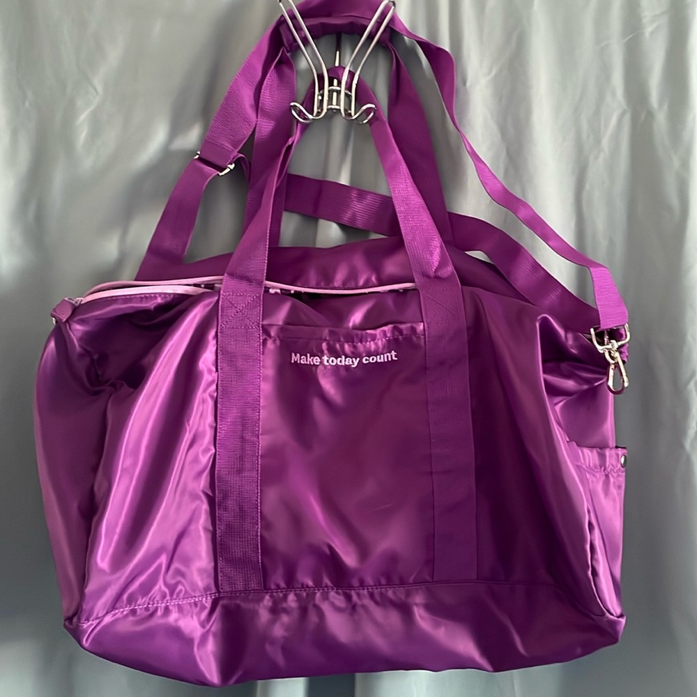Purple duffle/workout bag